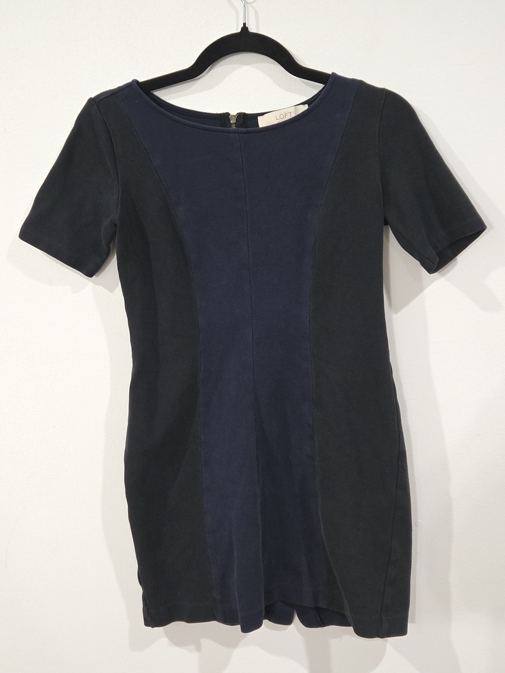 LOFT Sz 00p Navy and Black Paneled Short Sleeve Mini Dress